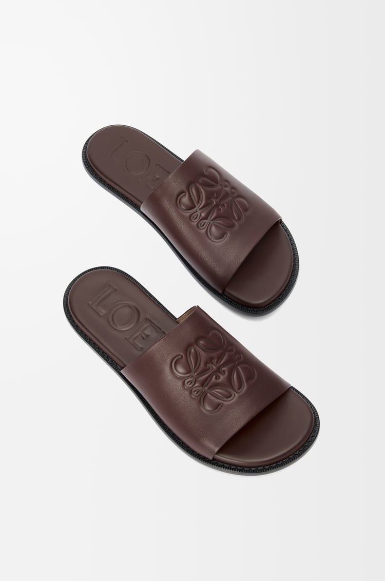 LOEWE Flex Anagram slide in soft calfskin Oxblood