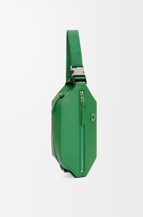 LOEWE コンバーチブル スリング（クラシックカーフ） トロピカルグリーン