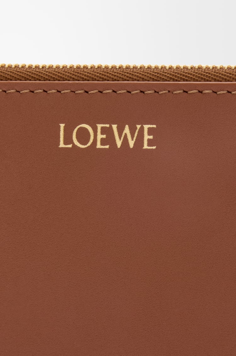 LOEWE Knot coin cardholder in shiny nappa calfskin Tan/Papaya
